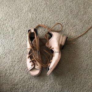 Freebird by Steven lace up shoes